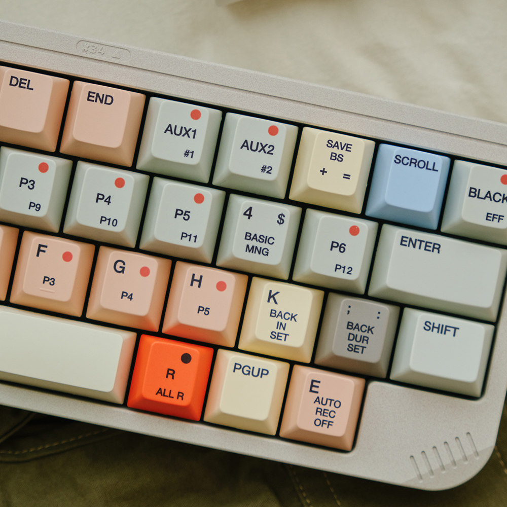 FBB キーキャップ S9000 レトロスタイルチェリーメカ - Retro Gaming Accessories のレビューと価格